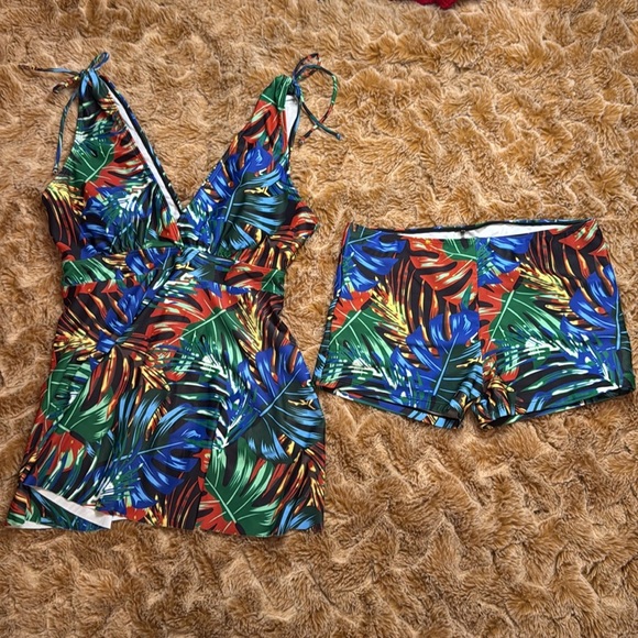 NWOT Tropical Bathing suit size L - Picture 2 of 9